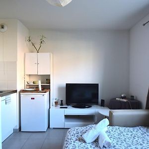 Studio Gare St Roch 1Er Etage - Air Rental