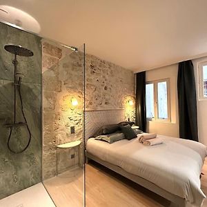 Appartement à 2 Chambres à Coucher