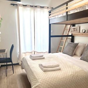 Cosy Studio Flat In Central Athens, 2Bed-4Th Floor With Balcony, Next To Divani Caravel Hotel