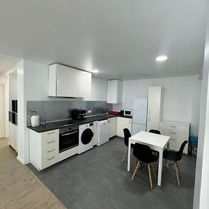Apartamento Urbano Muy Bien Conectado