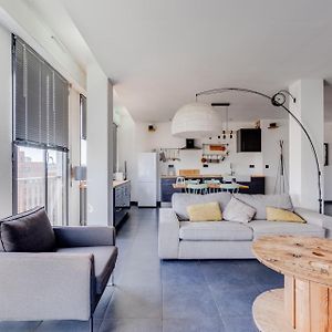 Appartement à 2 Chambres à Coucher