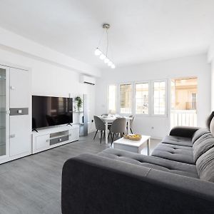 Appartement à 3 Chambres à Coucher