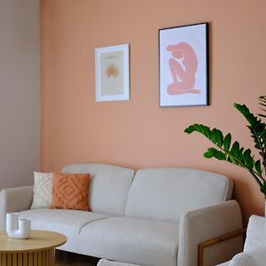 Sahara Athens Apartment