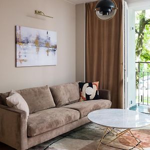 Saska Kepa Deluxe Apartment