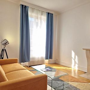 Appartement de Luxe à 2 Chambres à Coucher