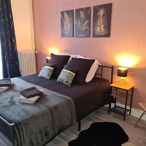 Appartement à 2 Chambres à Coucher