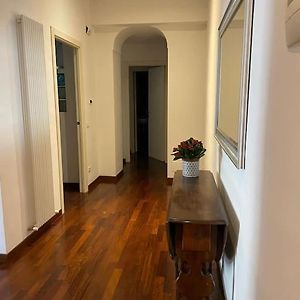 Appartamento In Centro Storico Vicino La Stazione Termini