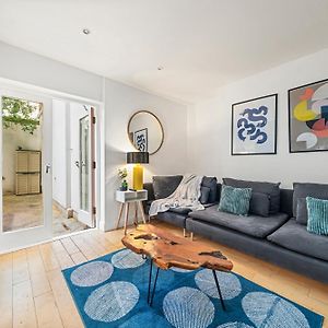 Appartement à 3 Chambres à Coucher