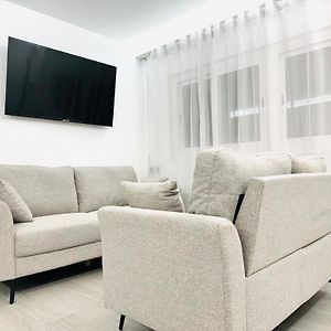 Avakian Suite Valencia