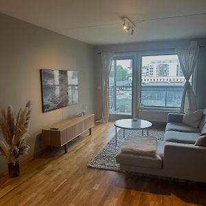 Appartement à 2 Chambres à Coucher
