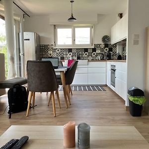 Appartement à 3 Chambres à Coucher