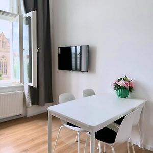 Apartman Namesti Miru