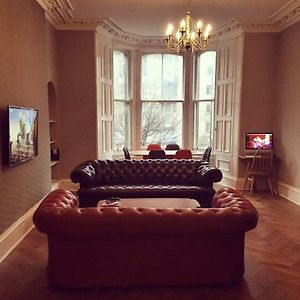 Appartement à 3 Chambres à Coucher