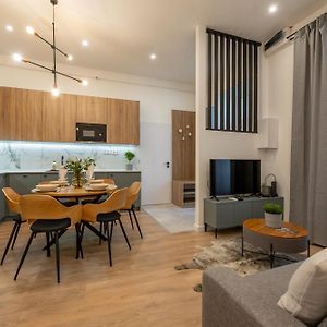Appartement à 3 Chambres à Coucher