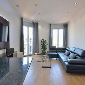 Appartement à 2 Chambres à Coucher