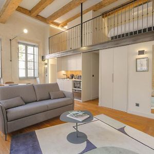 Duplex Lumineux Et Authentique, Vieux-Lyon