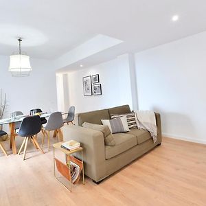Abal Apartments - Teatro