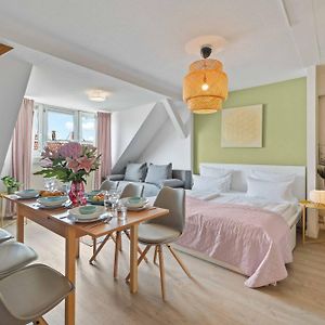 Appartement à 3 Chambres à Coucher