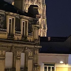 Appartement à 2 Chambres à Coucher