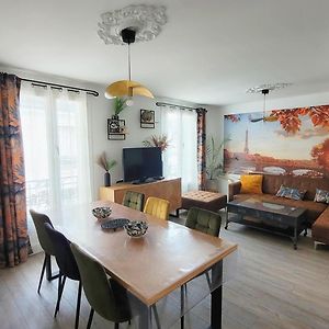 Appartement Familial Refait A Neuf Centre Paris 20Eme