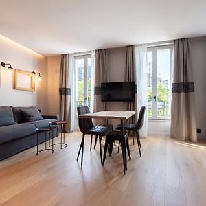 Appartement de Luxe à 1 Chambre à Coucher