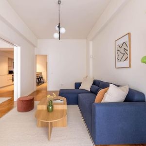 Appartement à 2 Chambres à Coucher
