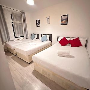 Lovely 2 Bed Flat 2 Floor Miles