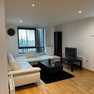 Appartement à 2 Chambres à Coucher