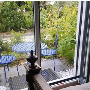 Studio, Entree Par Terrasse