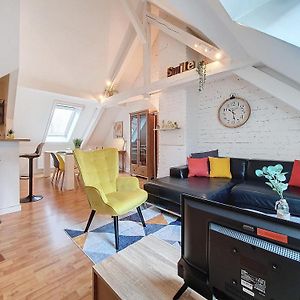 Skyward - Hypercentre - Confort - Rue Pietonne - Calme - Authentique