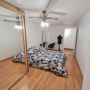 Appartement à 2 Chambres à Coucher