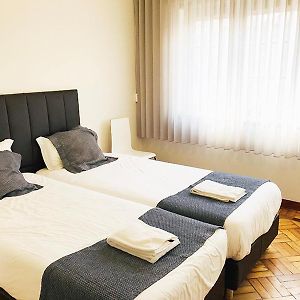 Appartement à 3 Chambres à Coucher