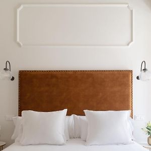 Appartement à 2 Chambres à Coucher au Premier Étage