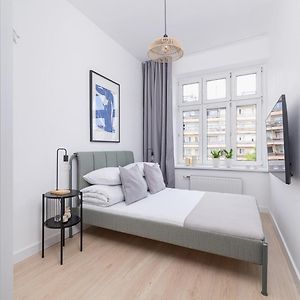 2-Bedroom Apartment - Starowislna 69 Street