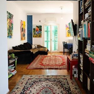 Appartement de Luxe à 2 Chambres à Coucher