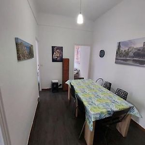 Appartement à 3 Chambres à Coucher