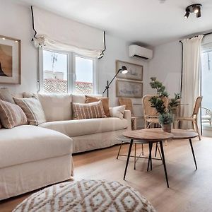Apartment With Cathedral View & Terrace By Rems