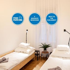 Appartement à 3 Chambres à Coucher