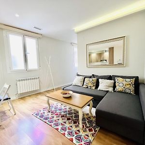 Appartement de Luxe à 2 Chambres à Coucher