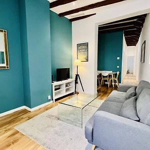 Appartement à 3 Chambres à Coucher