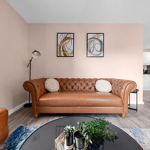 Appartement à 2 Chambres à Coucher