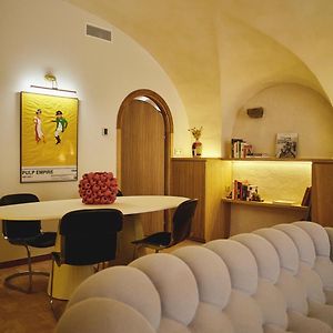 Ajaccio Hypercentre, Superbe Appartement Dans Une Ancienne Ecurie Du Xviiie Siecle