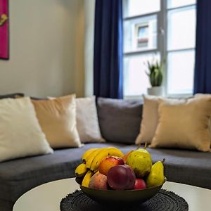 Bella Luna Luxury Suites - Spacious 1Br In Old Town