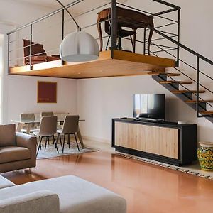 Appartement à 2 Chambres à Coucher
