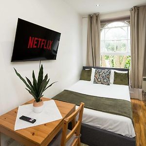Charming Fully Equipped Studio