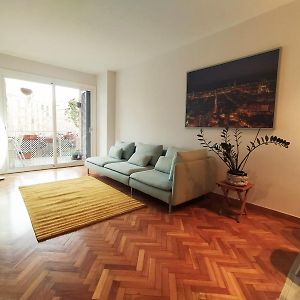 Appartement à 3 Chambres à Coucher