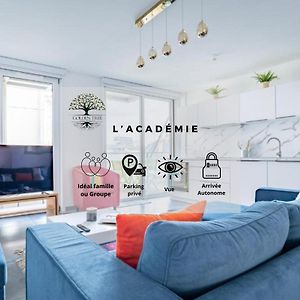 Appartement à 2 Chambres à Coucher