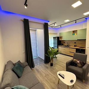 Sunflower Apartment