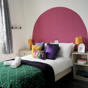 Bright And Spacious Studio In Central Birmingham