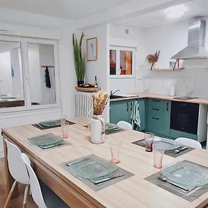 Appartement à 2 Chambres à Coucher